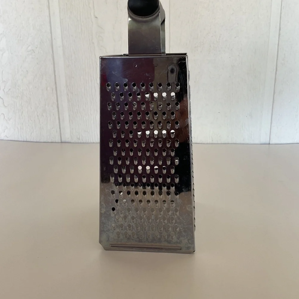 XOXO Silver Box Grater